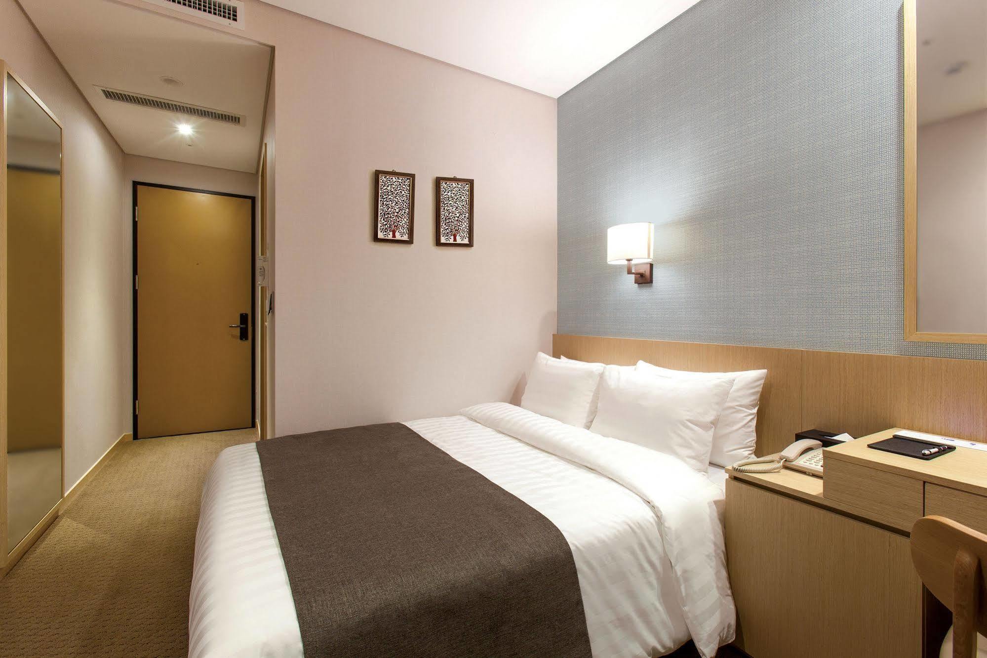 Migliore Hotel Seoul Myeongdong Екстер'єр фото